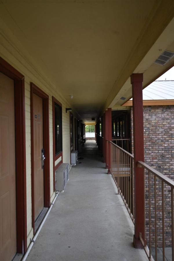 Coachway Inn Luling Exterior foto